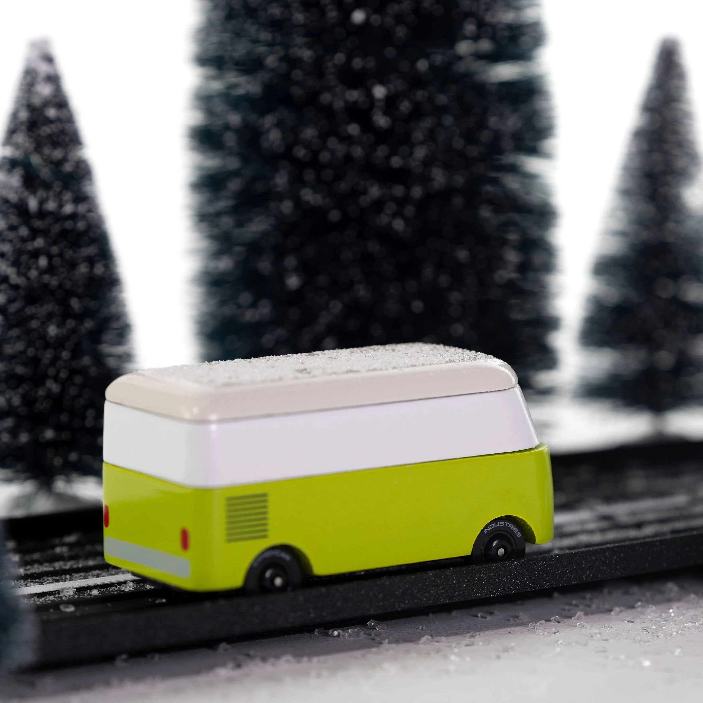 Candyvan VW T1 Green Wooden Diecast Toy Car - Image 4