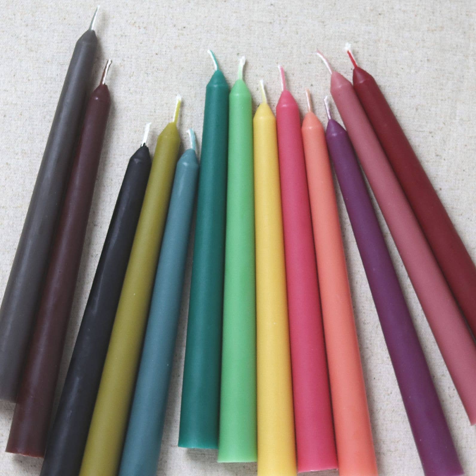 Five Bees Yard Colourful Beeswax Dinner Candles - Image 3